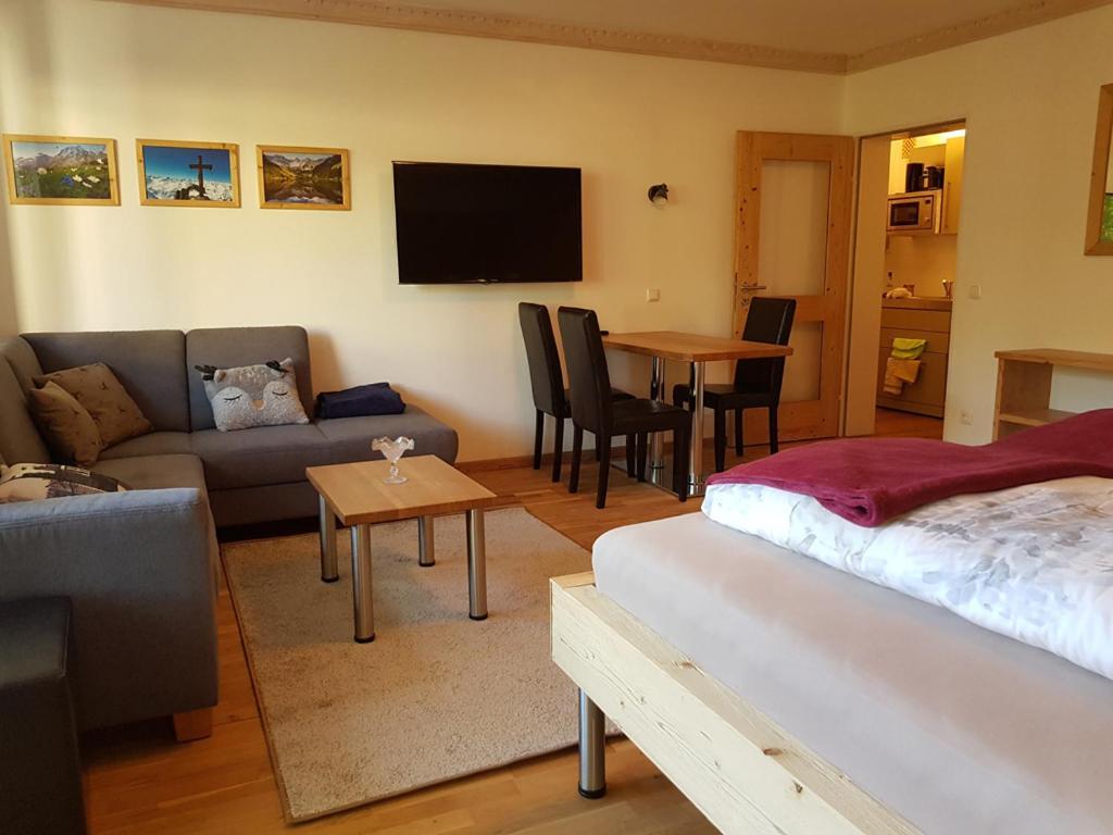 Berghex Apartment Garmisch-Partenkirchen Ngoại thất bức ảnh